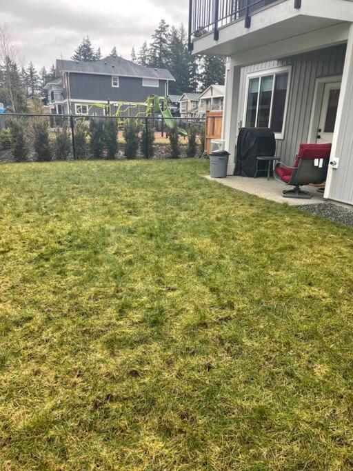 Adorable 1 Bedroom Suite- A Skip To Galloping Goose Victoria Exterior foto